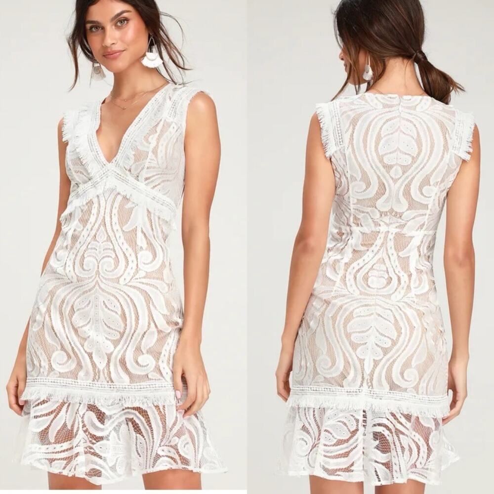 Ryse the Label Michi Lace Knee Length Dress NWOT size Small